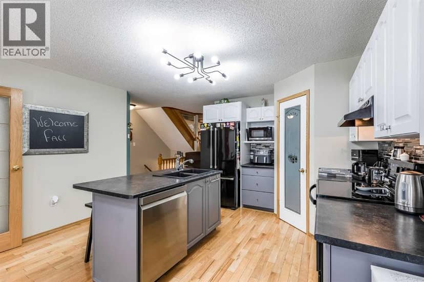 406, 165 South Ridge Drive SE — photo 16 of 40