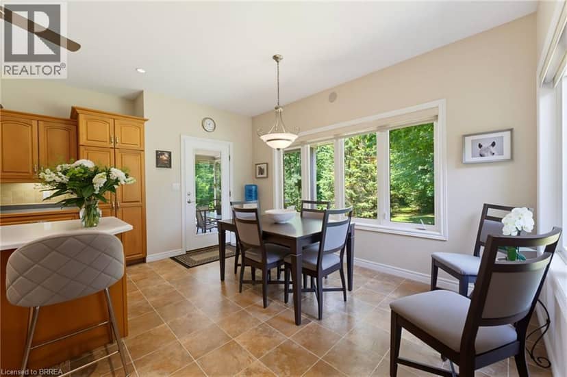 301 GOVERNORS Road E — photo 10 of 35