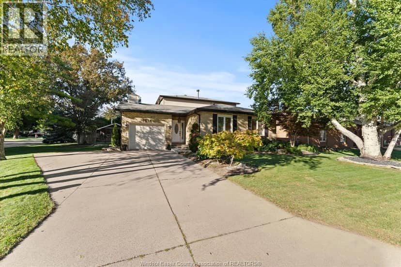 234 Applewood Road, Kingsville, photo 3