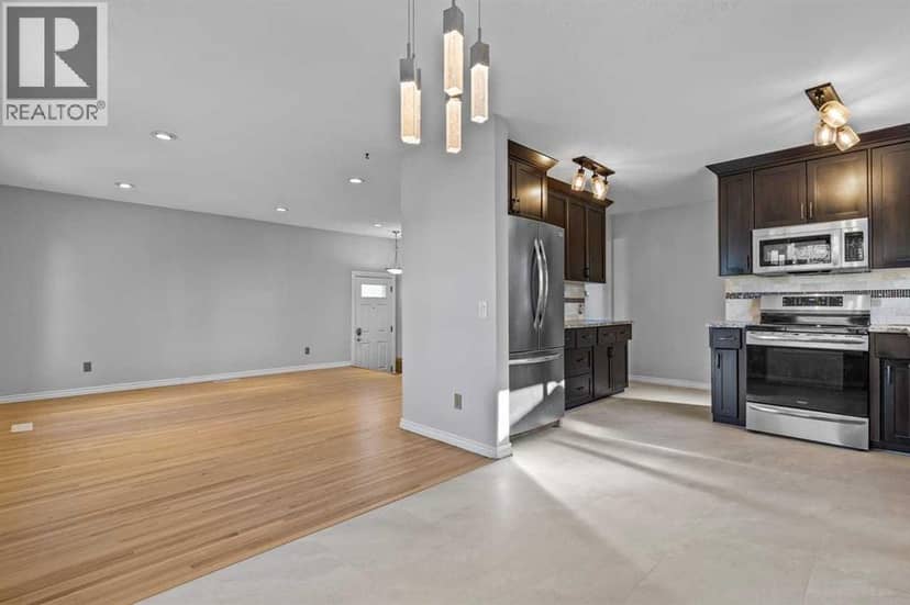 5212 Marshall Road NE — photo 16 of 36