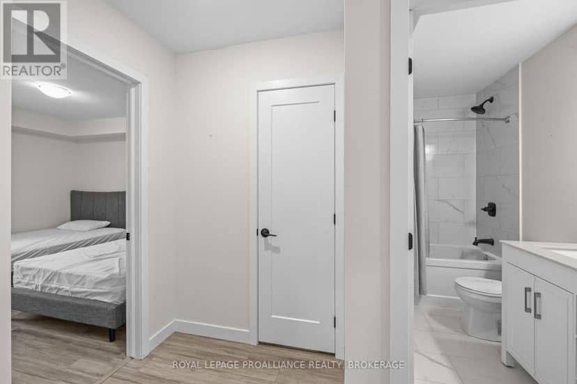 105 - 809 Development Drive — photo 11 of 20