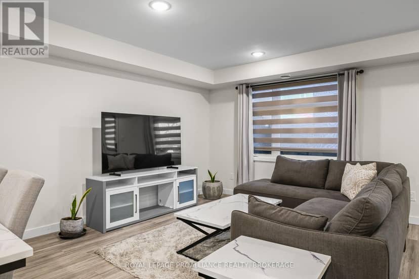 105 - 809 Development Drive, Kingston, photo 6