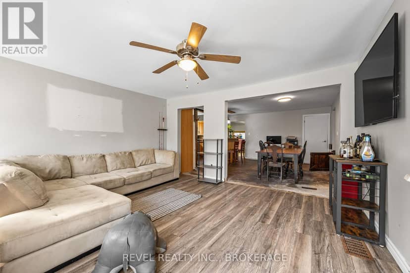2939 County Rd 14 Road E — photo 22 of 40