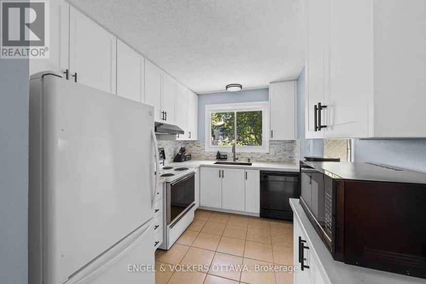 51 Morton Drive — photo 6 of 30