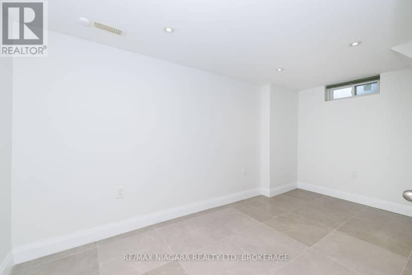 6 Broadmore Avenue — photo 24 of 33