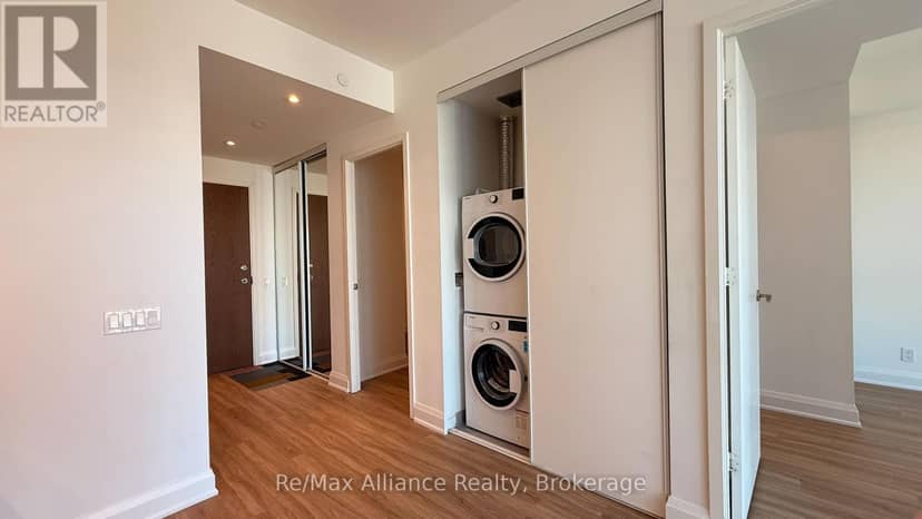 5503 - 7890 Jane Street, Vaughan, photo 4