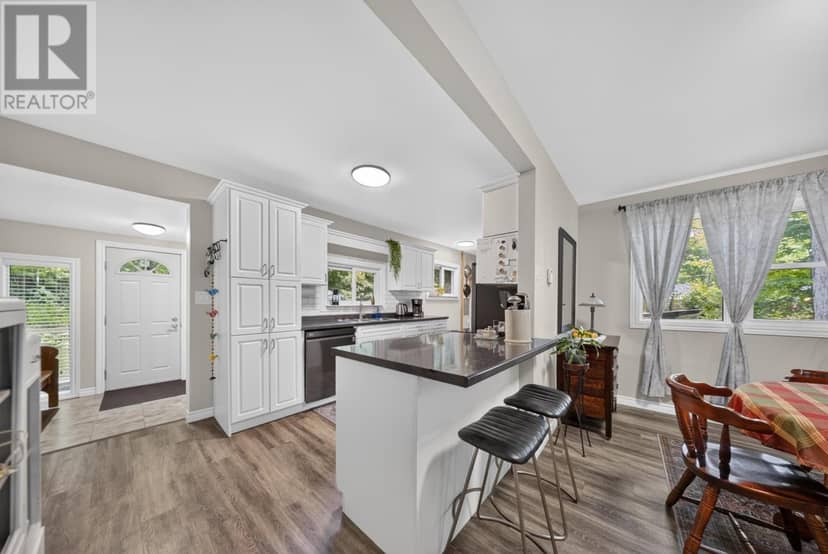 30 Rooley LN — photo 7 of 40