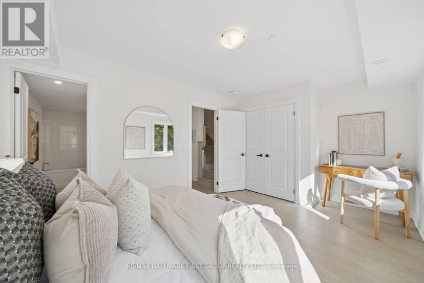 39 Marret Lane — photo 13 of 30