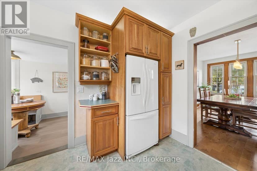621 Masson Street — photo 22 of 40