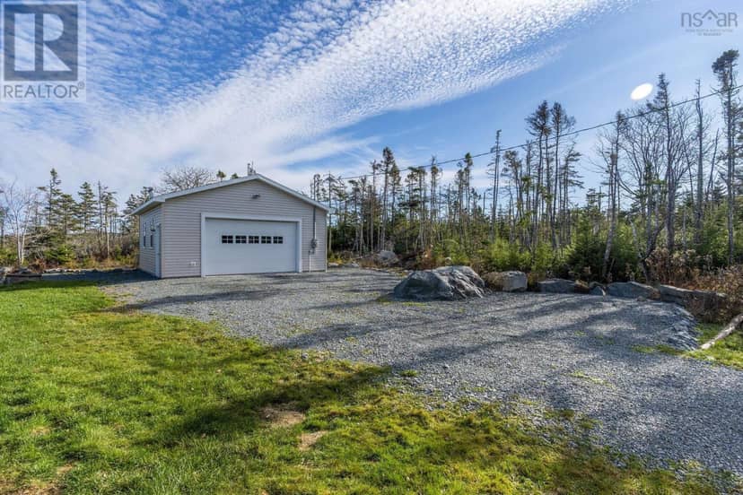 2741 Ostrea Lake Road — photo 36 of 40