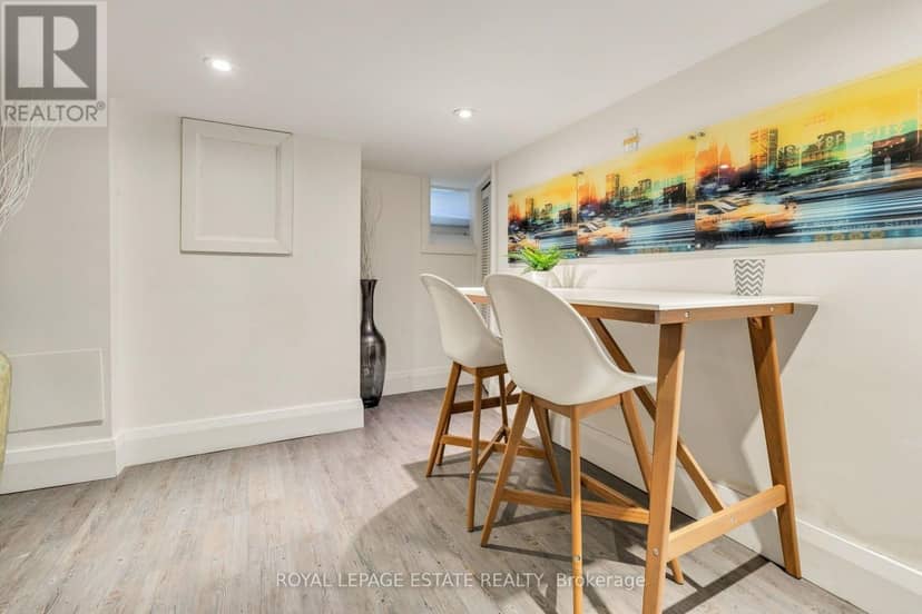 84 London Street — photo 34 of 39