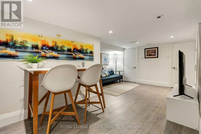 84 London Street — photo 37 of 39