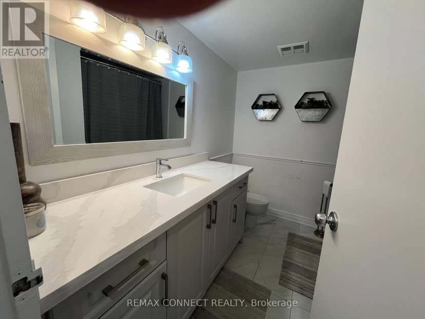 601 - 117 Gerrard Street — photo 9 of 27