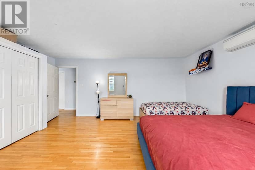111 Shrewsbury Road — photo 31 of 31