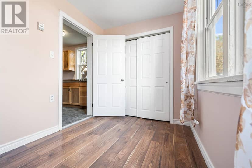 86 Denoon Street — photo 19 of 40
