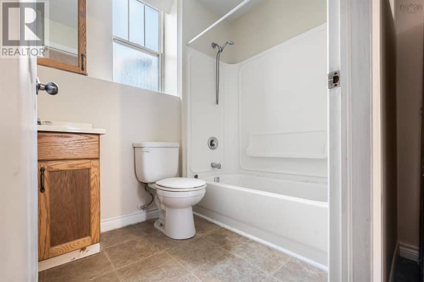 86 Denoon Street — photo 20 of 40