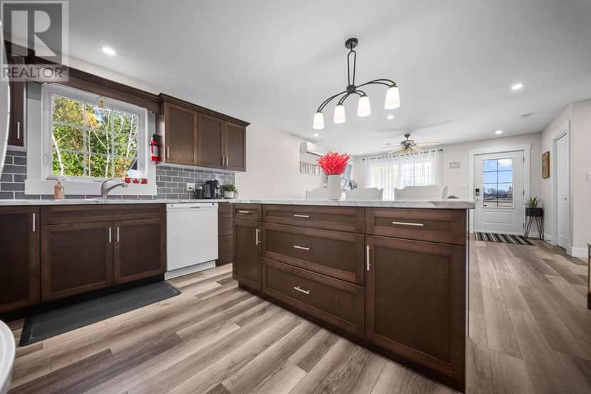879 Ellerslie Road — photo 12 of 40