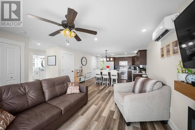 879 Ellerslie Road — photo 15 of 40