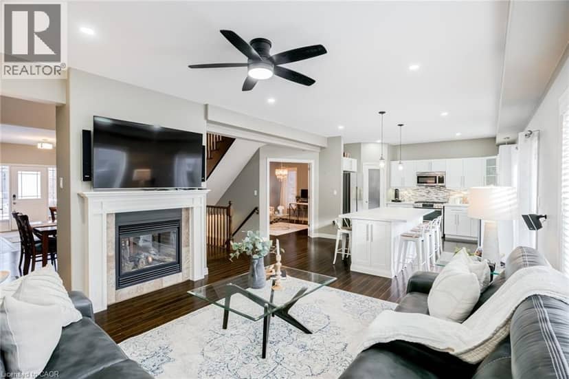 7 KINSMAN Drive — photo 11 of 40