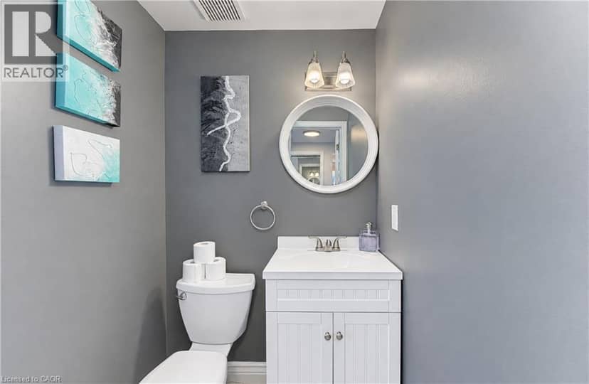 527B ROSEMEADOW Crescent — photo 9 of 22