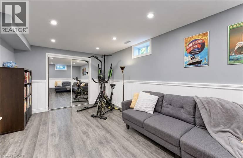 527B ROSEMEADOW Crescent — photo 15 of 22