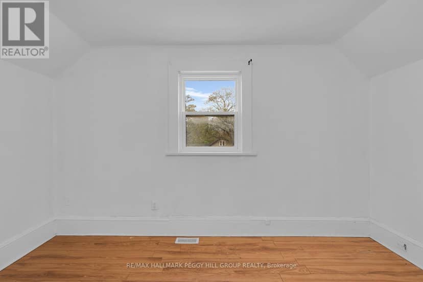 108 John Street, Barrie, photo 8