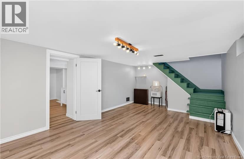 37 Winter Avenue — photo 29 of 40