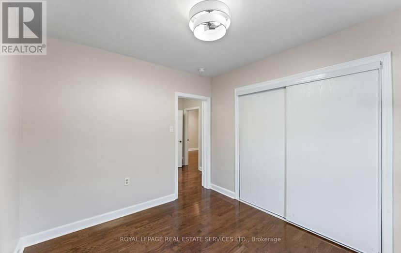 90 Silverhill Drive — photo 12 of 27