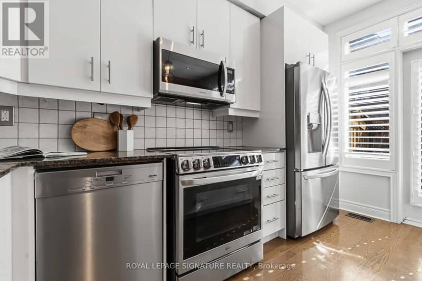 31 Furrow Lane — photo 19 of 40
