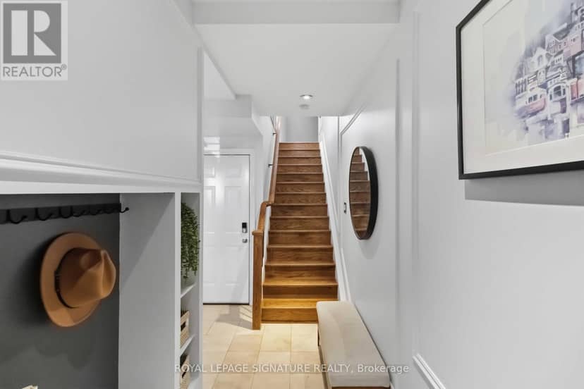 31 Furrow Lane, Toronto, photo 3