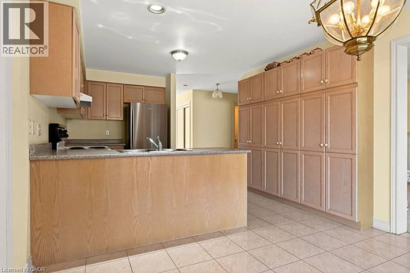 13 CHIANTI Crescent — photo 11 of 31