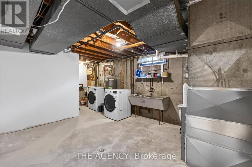 20 Ridge Point Drive — photo 14 of 27