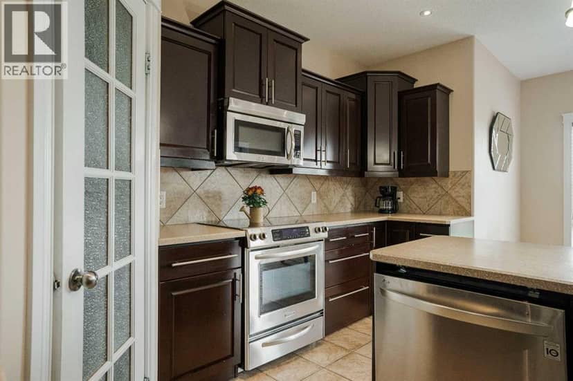 163 Rattlepan Creek Crescent — photo 11 of 40