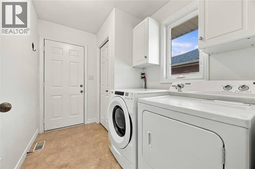 612 Graycliff Drive — photo 15 of 40