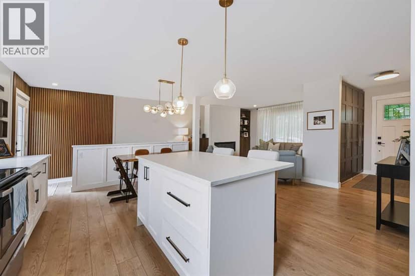 115 Flavelle Road SE — photo 15 of 40