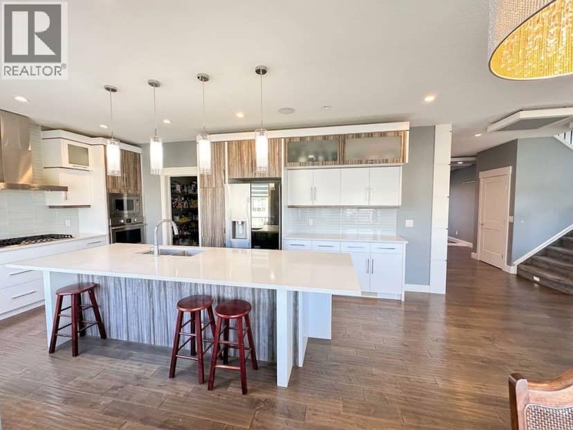 116 Kinniburgh Boulevard — photo 11 of 40