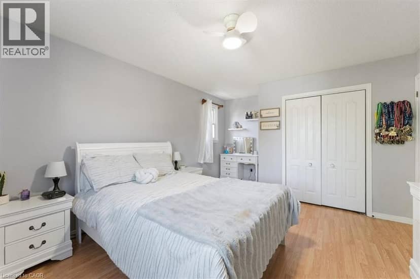 260 CORNWALLIS Road — photo 28 of 40