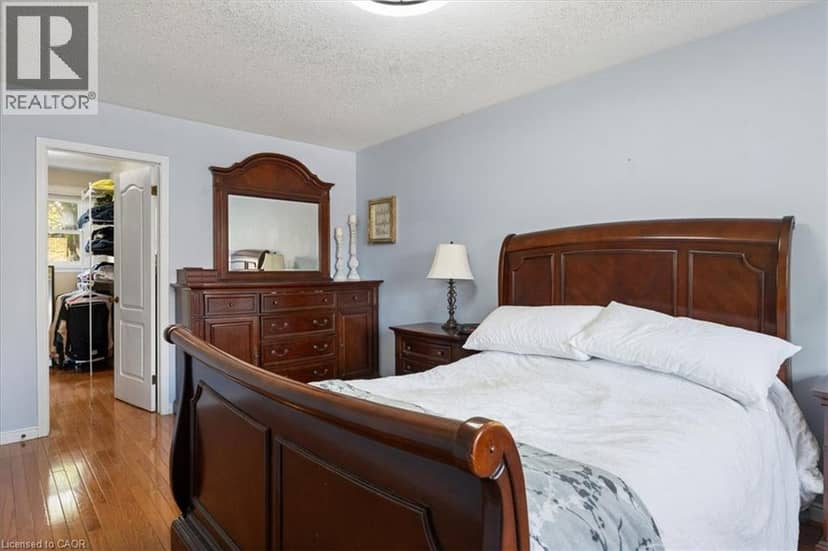 260 CORNWALLIS Road — photo 23 of 40
