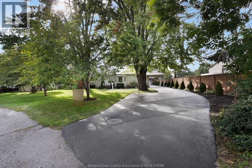 1331 Clovelly Drive, Kingsville, photo 3