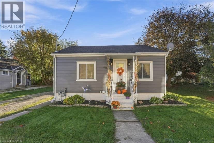 334 DAVIDSON Avenue N, Listowel