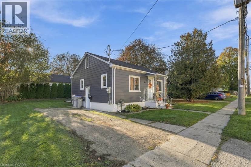 334 DAVIDSON Avenue N, Listowel, photo 3