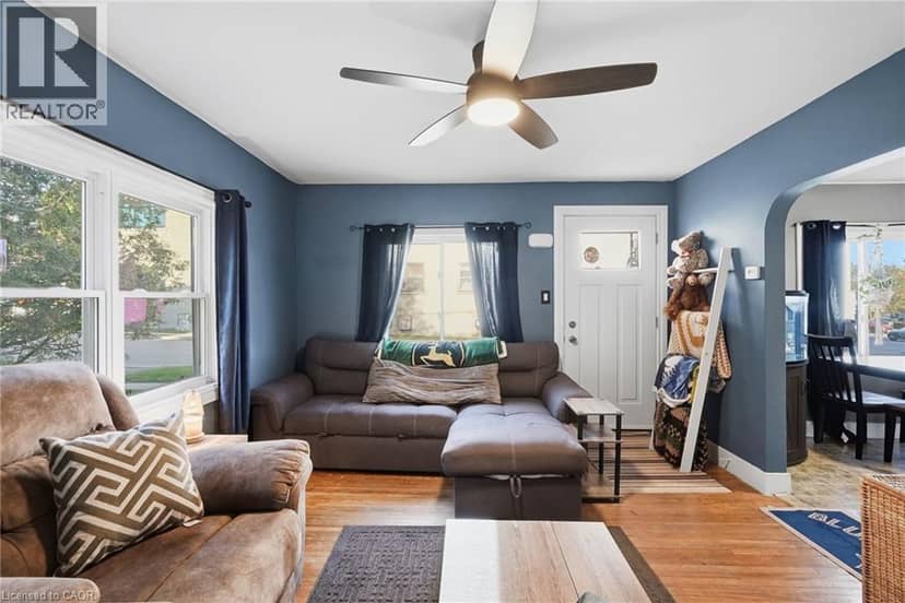 334 DAVIDSON Avenue N, Listowel, photo 6