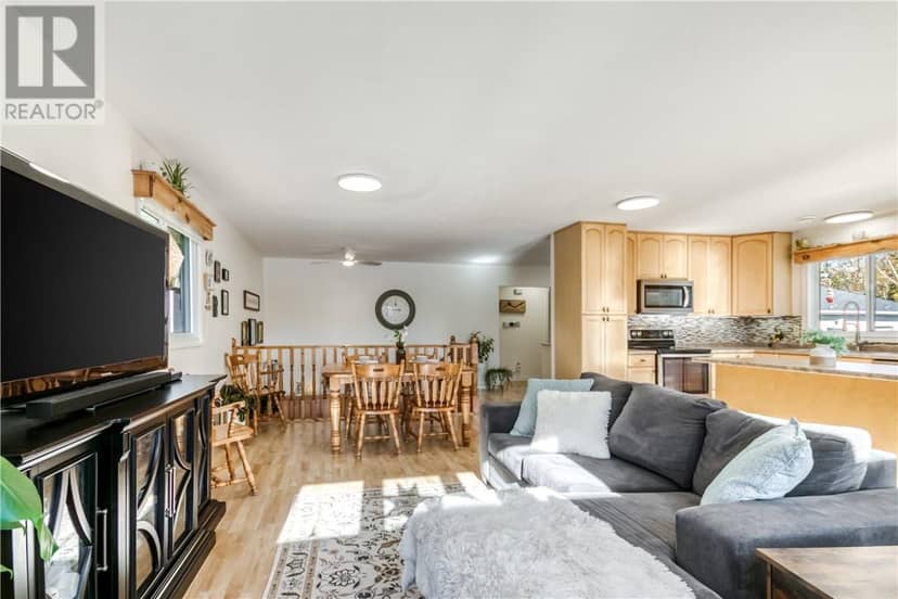 67 Burr Oak Drive — photo 10 of 40