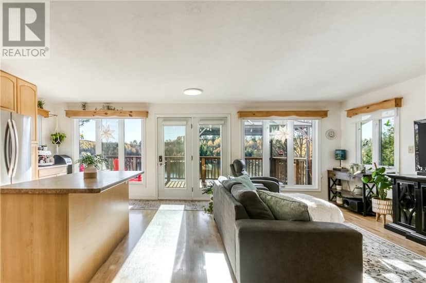 67 Burr Oak Drive, Naughton, photo 5