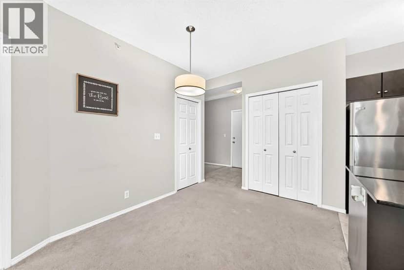206, 325 3 Street SE — photo 14 of 39