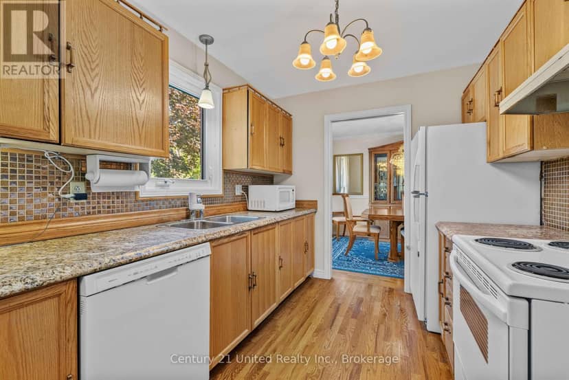 2317 Woodglade Boulevard — photo 20 of 40