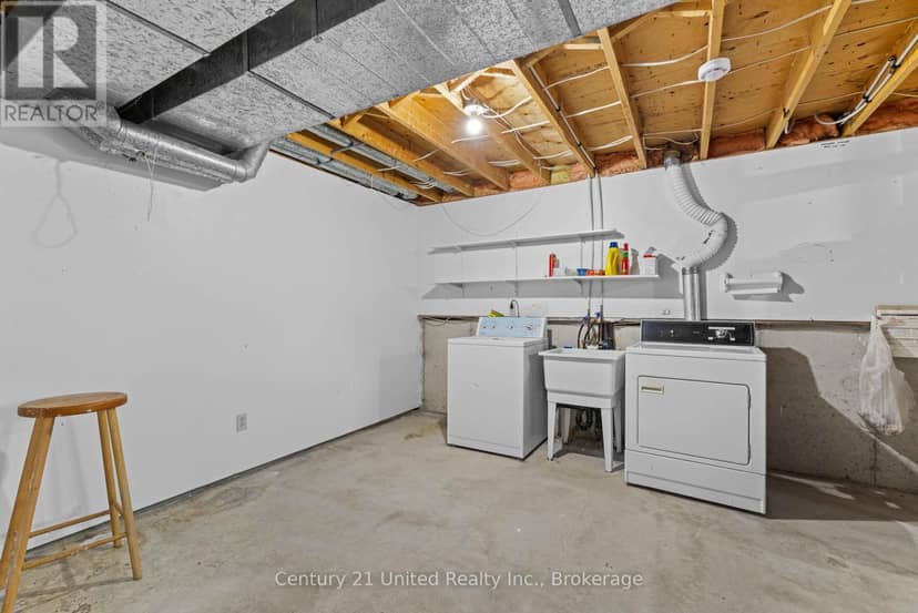 2317 Woodglade Boulevard — photo 40 of 40
