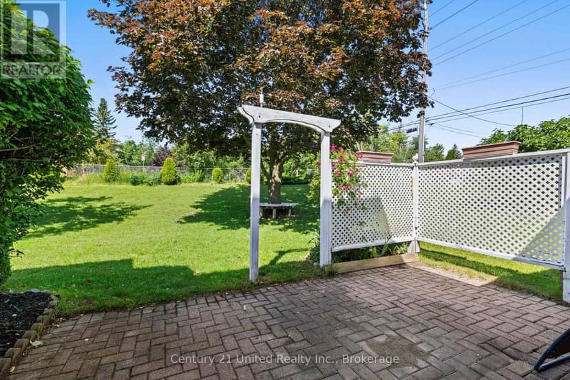 2317 Woodglade Boulevard — photo 7 of 40