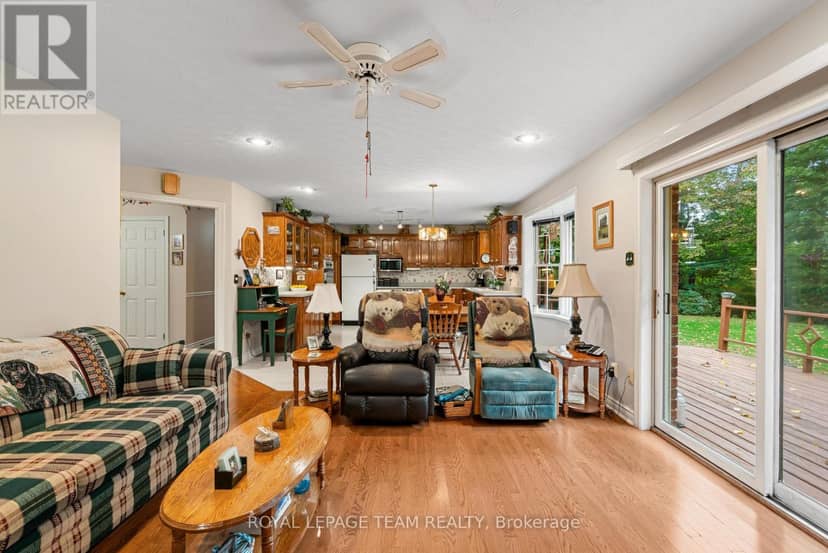 8036 Marionville Road — photo 18 of 40