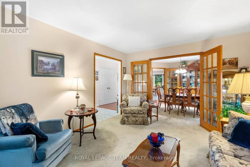 8036 Marionville Road, North Dundas, photo 8